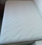 Materac sprężynowy jysk