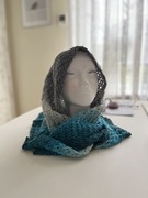 Duża chusta wykonana na szydełku, handmade shawl