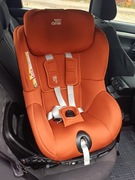 Britax Romer Dualfix Pro M fotelik samochodowy 0-18kg Golden Cognac