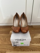 Venezia buty na obcasie czółenka r. 39 skóra made in Italy