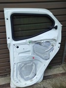Toyota Aygo- Drzwi prawe-tył uszkodzone, kompletne