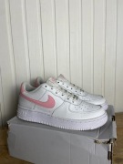 Buty używane Nike Air Force 1 Low org białe skorzane 38