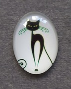 Kaboszon szklany biały z kotem czarnym owalny 2,3x3cm