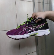 Damskie 40,5 buty do biegania marki Asics model Gel-Ikaia w koloryst