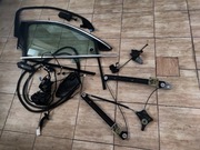 Szyba  drzwi prawy przód Audi Q3  2020r 83A 845202 