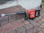 Młot udarowy wyburzniowy Hilti TE705