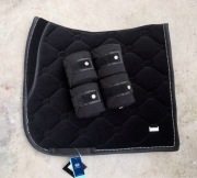 PS of Sweden Velvet DL czarny komplet ujeżdżeniowy czaprak full owijki