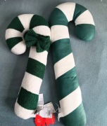 Poduszki dekoracyjne w kształcie lasek cukrowych 2 sztuki