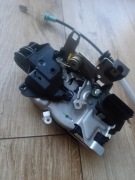 Volvo S60 V60 S90 XC60 XC40 V90 zamek drzwi lewy przod silownik nr 31349894