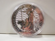 10 FUNTÓW - (pounds) 2024 r. 10 uncji (oz), Ag 999, st. menniczy.