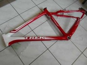 Rama TREK ELITE Karbon 9.9 SSL_Rama IS carbon_26 Koła_1488gr. XL / Nowa