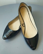 Czarne lakierowane baleriny 39 Reserved