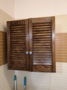 Drewniane szafki rustykalne, drewno sosna