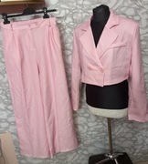 Garnitur damski różowy uniwersalny biust 95