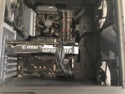 Pc do gier + klawiatura razer