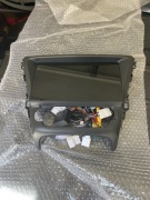 CarPlay 8/125 Toyota avensis 2016 roku po liftingu