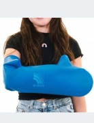 Ochraniacz gipsu na rękę dla dzieci Bloccs niebieski r. L