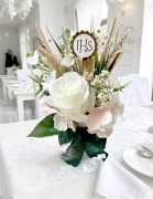 flowerbox, bukiet, dekoracja komunijna, dekoracja stołu komunijnego 