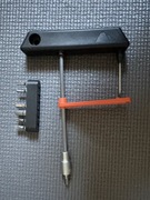 Klucz dynamometryczny Canyon z zestawem 7 bitów