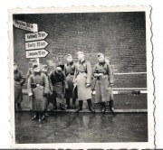 Kraków 1939 –  drogowskaz Zakopane, Katowice, Bielsko