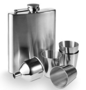 Piersiówka 220 ml, kieliszki 30 ml, lejek