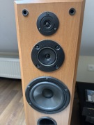 Głośniki marki JVC