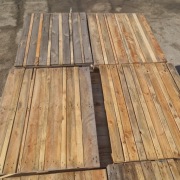 Sprzedam palety 120x 100 z pełnym blatem i grubej deski pod duży tonaż