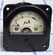 MIKROAMPEROMIERZ TABLICOWY W STYLU RETRO I_ 250uA