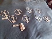 8 numerków na stoły 