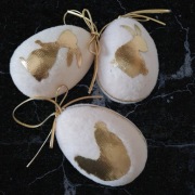 Zawieszki dekoracja pisanki jajka różowo złote flokowane glamour 3 sztuki