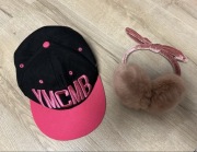 Czapka z daszkiem i nauszniki