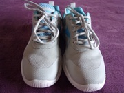 lekkie i przewiewne buty sportowe dziecięce Reebok Rush Runner 34