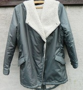 Szara asymetryczna ocieplana kurtka z kapturem 40/42