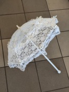 Parasolka koronkowa biała
