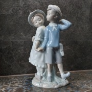 Porcelanowa figurka Lladro młoda para 