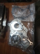 Pompa wody toyota d-4-d 2l    D12006