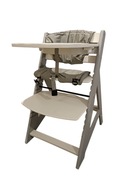 Drewniane krzesło do karmienia