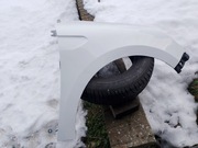 Renault Clio V błotnik prawy przod 