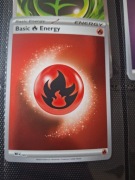 Karta Pokemon TCG Energia Ognista (Ogień) MEE 002 HOLO REVERSE