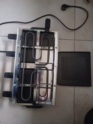 Gril elektryczny z regulacja mocy grzania od 1300W do 1500 W