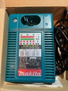 Ładowarka szybkiego ładowania  Makita  DC 1439