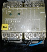 Przekaźnik bezpieczeństwa PILZ PNOZ 17652