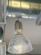 ZUMTOBEL – wysokiej jakości oprawa przemysłowa, stan idealny