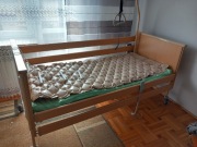 Łóżko rehabilitacyjne elektryczna regulacja 