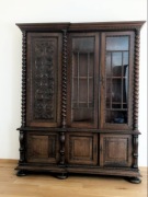 Orzechowa biblioteka witryna  antyk 913/2026 