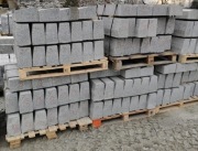 Krawężnik granitowy