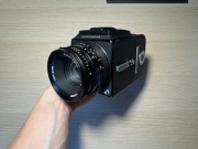 Hasselblad 500 C/M + Planar 80/2.8 CF Acute Matte + extension tube 16