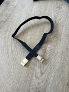 Czarny Gumowany pasek z złotą klamrą