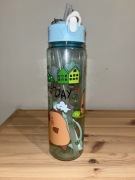 Bidon z kapibarą na deskorolce 750ml – Zielony NOWY