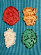 Foremki do ciastek pierników Mario zestaw 4 sztuki 